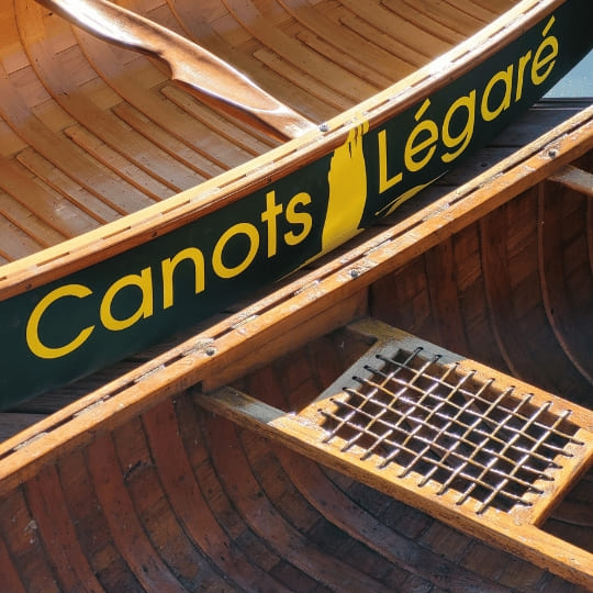 Canots en cèdre